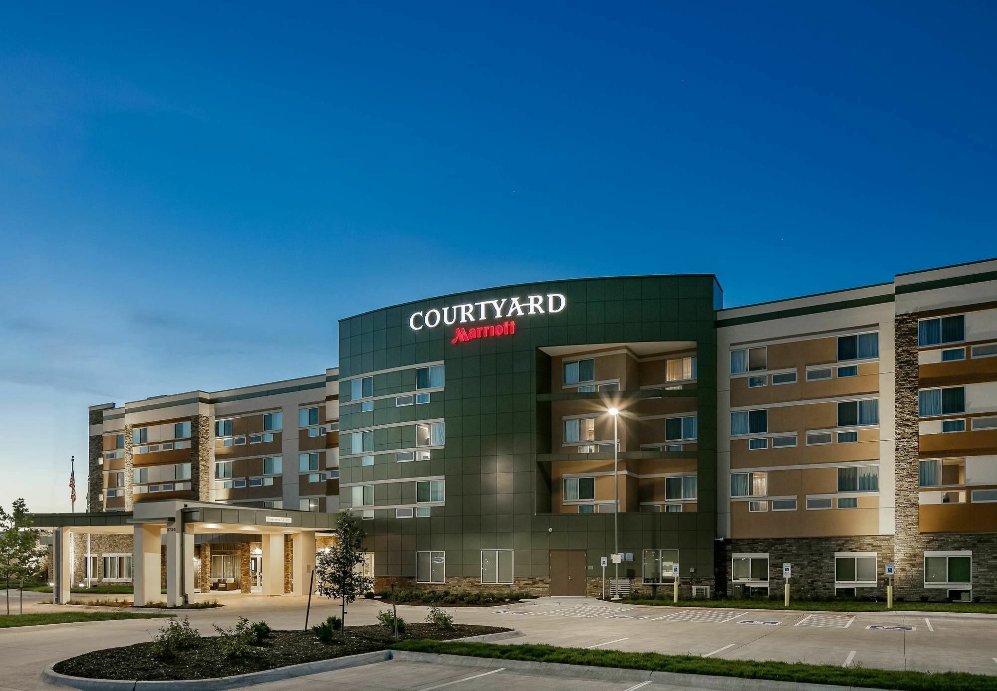 Courtyard By Marriott Omaha Bellevue At Beardmore Event Center Exterior foto