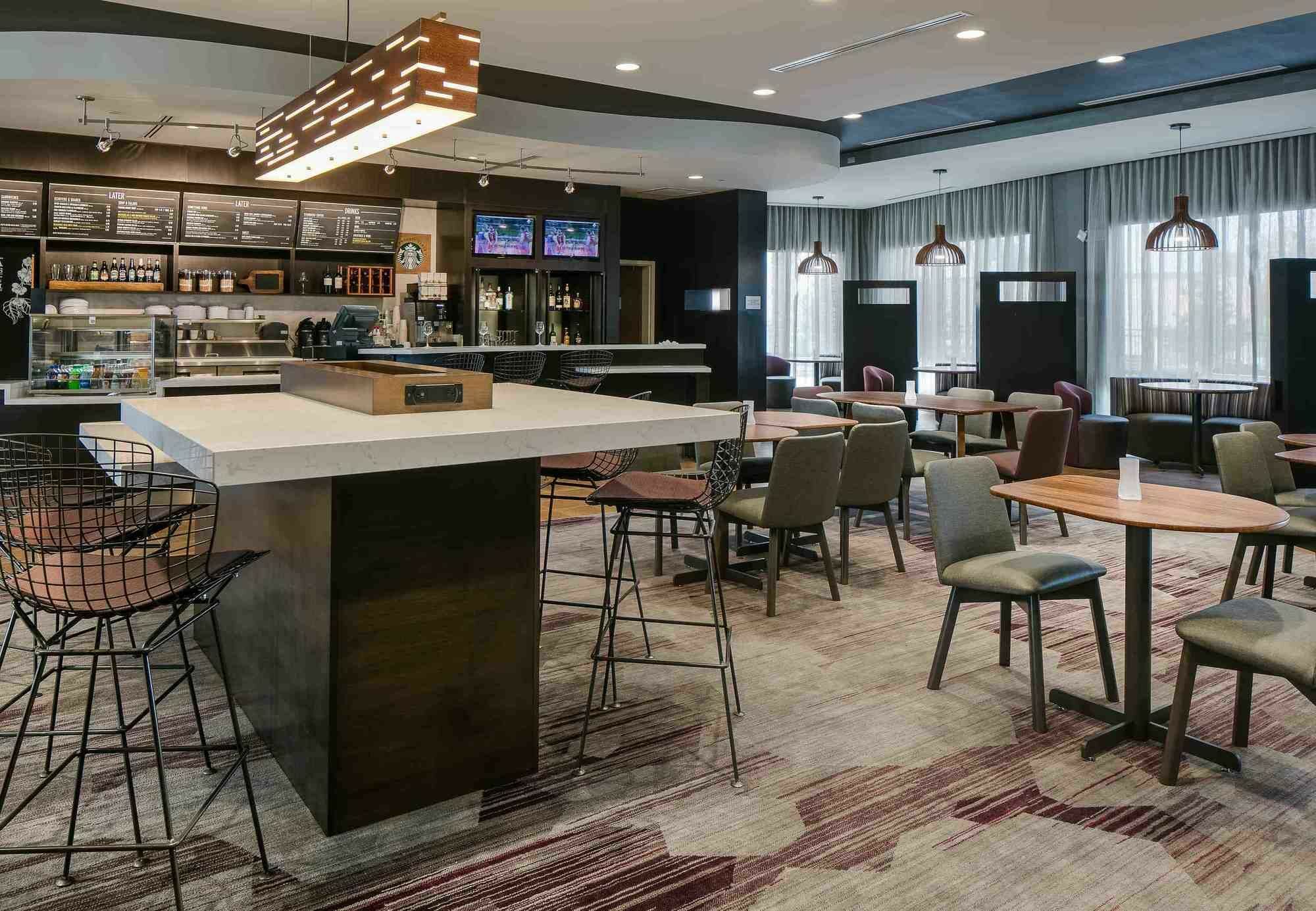 Courtyard By Marriott Omaha Bellevue At Beardmore Event Center Exterior foto